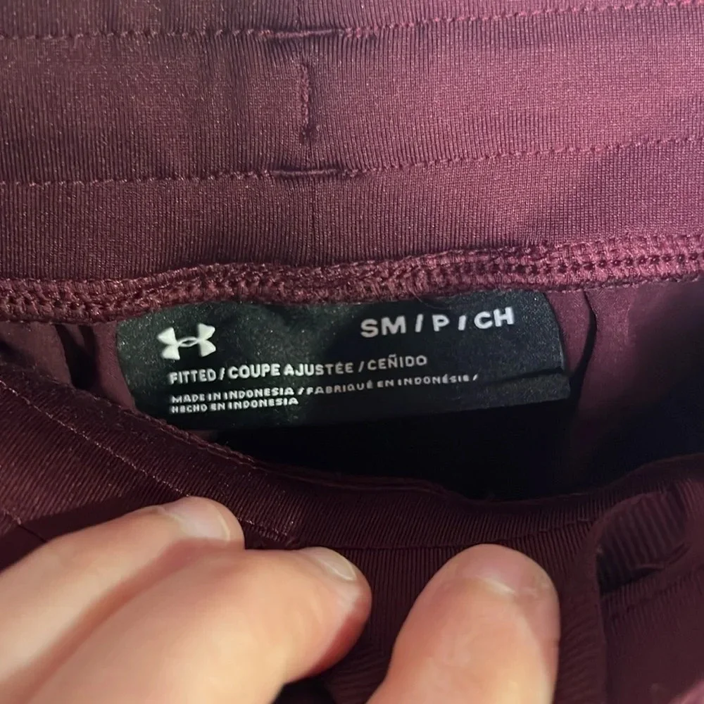 Men Under Armour Joggers size Small